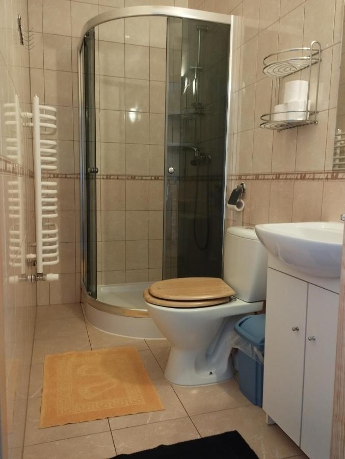 Pokoje Goscinne U Jaska Zab Esterno foto
