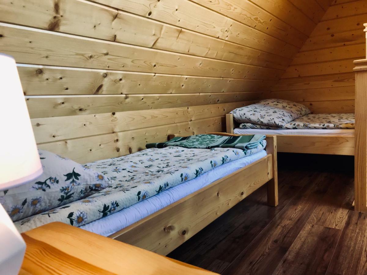 Pokoje Goscinne U Jaska Zab Esterno foto